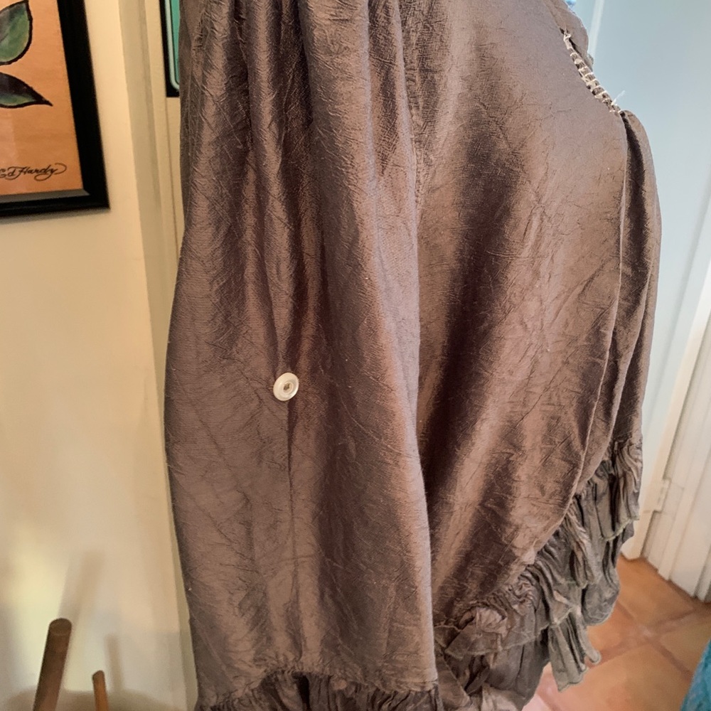Magnolia Pearl Grey raw silk Button-Up Blouse - Picture 5 of 7